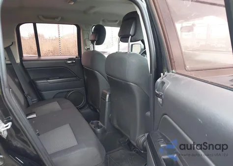 2010 Jeep Patriot Sport from USA, damaged, VIN 1J4NT2GB6AD659477